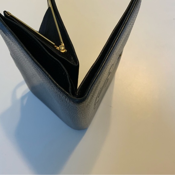 💯% Authentic CHANEL CC Black Caviar Wallet✨ - Picture 8 of 15